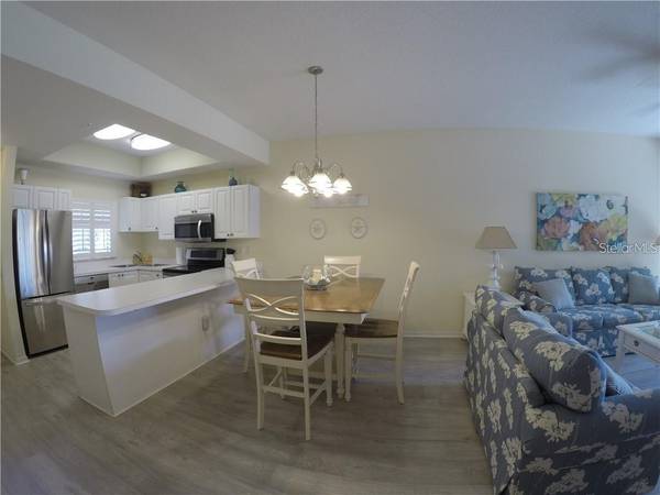 4270 CASTLEBRIDGE LN #1714B1, Sarasota, FL 34238