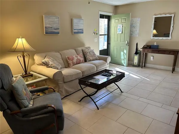 6102 7TH AVE W #6102, Bradenton, FL 34209
