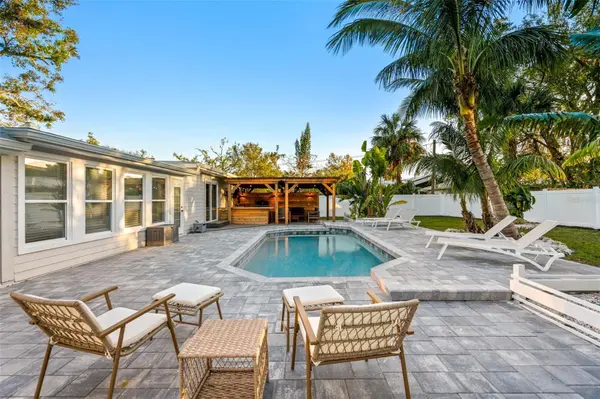 326 S LIME AVE, Sarasota, FL 34237