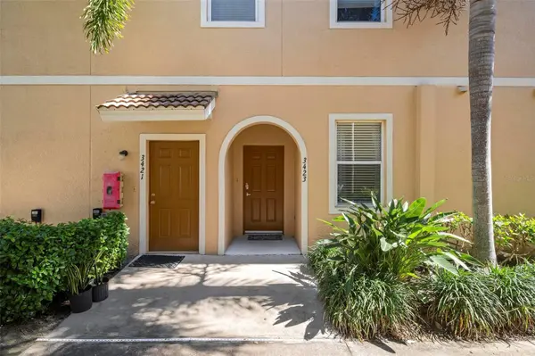 3423 PARKRIDGE CIR #19-101, Sarasota, FL 34243