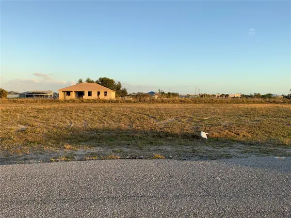 1830 NE 14TH ST, Cape Coral, FL 33909