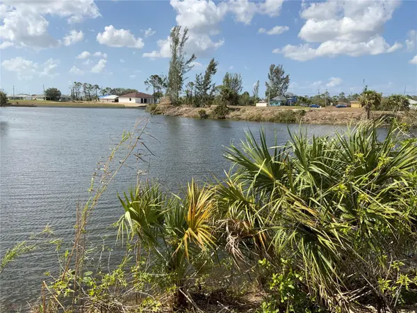 2113 NE 43RD LN, Cape Coral, FL 33909