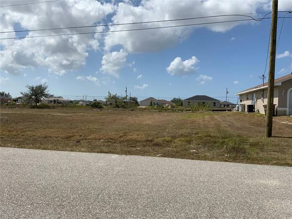1708 NW 6TH PL, Cape Coral, FL 33993