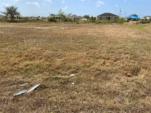 1708 NW 6TH PL, Cape Coral, FL 33993