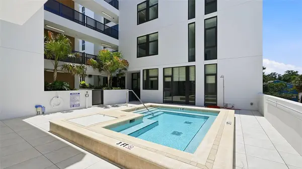 430 KUMQUAT CT #510, Sarasota, FL 34236
