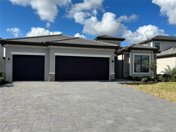 15513 WHITE LINEN DR, Lakewood Ranch, FL 34211