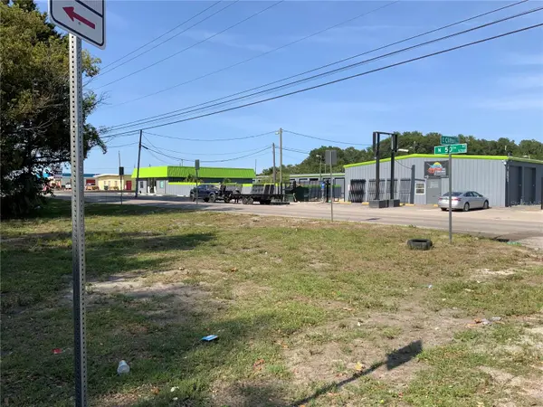 5902 N 50TH ST, Tampa, FL 33610