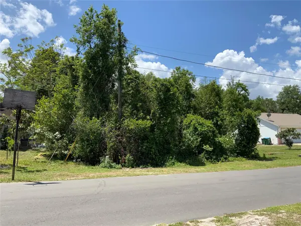 2883 STATEN DR, Deltona, FL 32738
