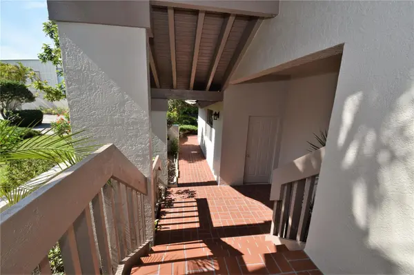 1631 STARLING DR #204, Sarasota, FL 34231