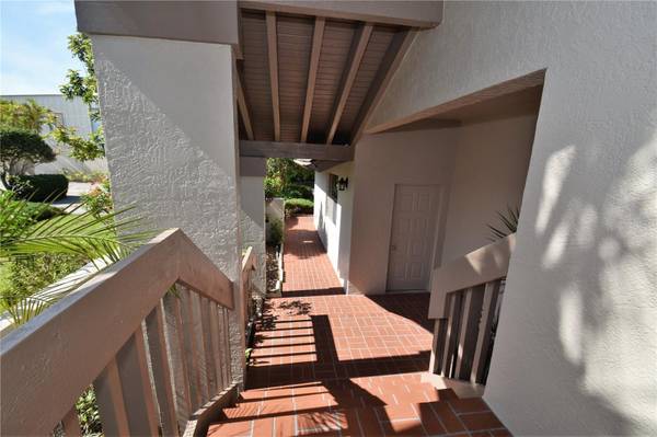 1631 STARLING DR #204, Sarasota, FL 34231