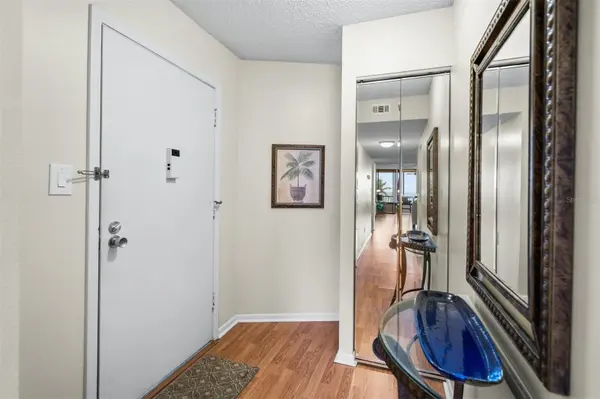 8770 MIDNIGHT PASS RD #402B, Sarasota, FL 34242