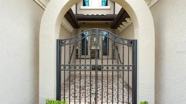 5805 WAKE FOREST RUN #103, Lakewood Ranch, FL 34211