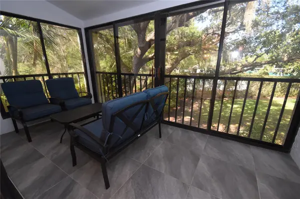 1508 PELICAN COVE RD #GR233, Sarasota, FL 34231