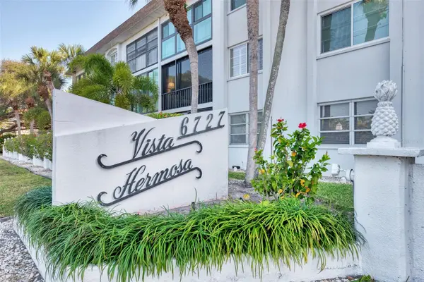 116 VISTA HERMOSA CIR #210C, Sarasota, FL 34242