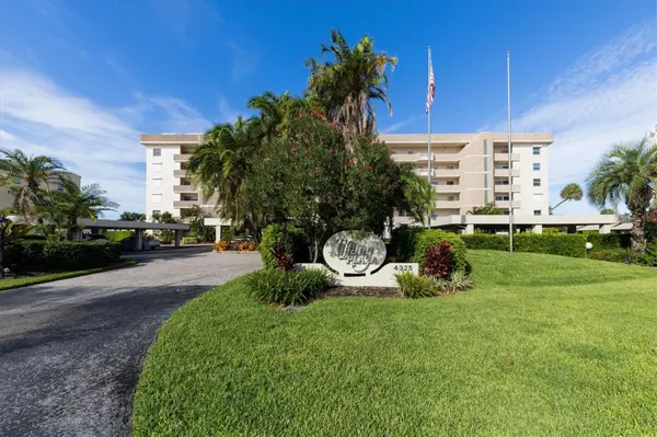 4325 GULF OF MEXICO DR #208, Longboat Key, FL 34228