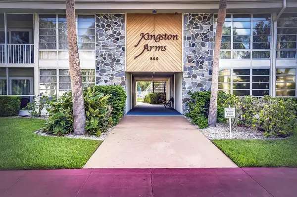 500 S WASHINGTON DR #24B, Sarasota, FL 34236