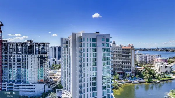 555 QUAY COMMON #1401, Sarasota, FL 34236
