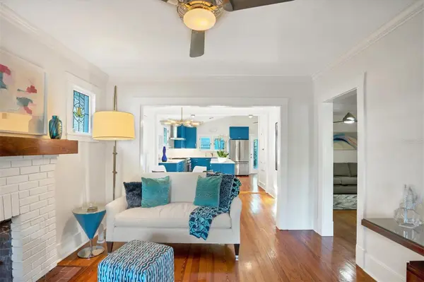 1716 OAK ST, Sarasota, FL 34236