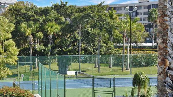 1200 SIESTA BAYSIDE DR #1200-G, Sarasota, FL 34242