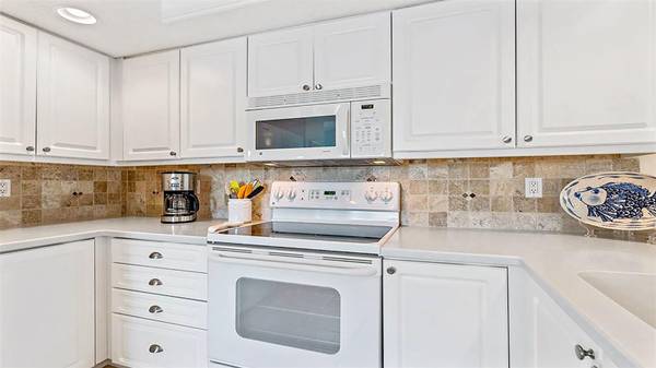 Address not disclosed, Sarasota, FL 34242