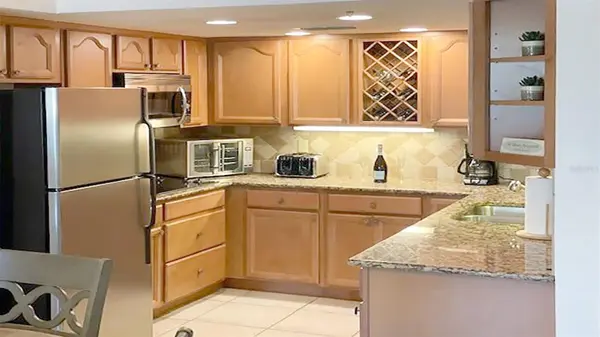 1230 SIESTA BAYSIDE DR #1230-D, Sarasota, FL 34242