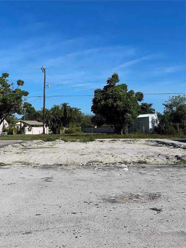 3782 TAMIAMI TRL #B, Port Charlotte, FL 33952