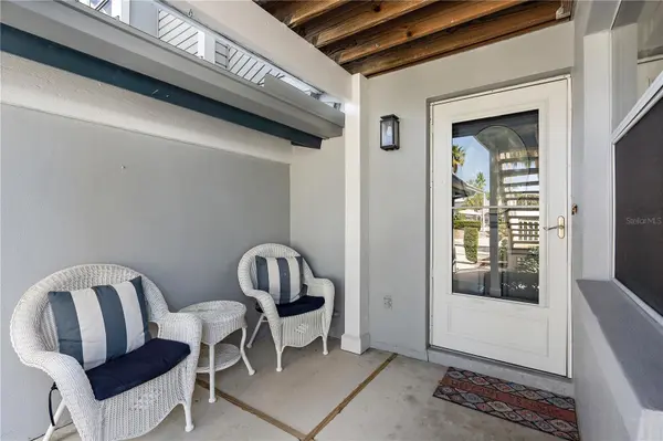1374 SIESTA BAYSIDE DR #1374-D, Sarasota, FL 34242