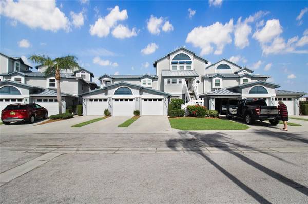 1389 SIESTA BAYSIDE DR #1389-F, Sarasota, FL 34242
