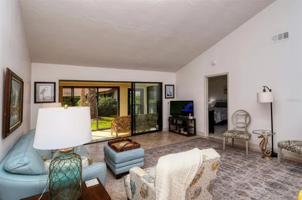 3131 WINDRUSH BOURNE #22, Sarasota, FL 34235