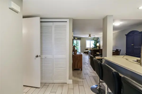 1313 SIESTA BAYSIDE DR #1313-D, Sarasota, FL 34242