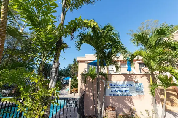 102 39TH ST #2, Holmes Beach, FL 34217