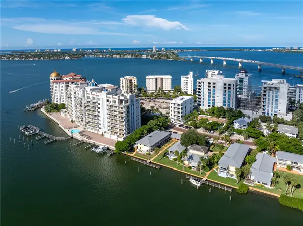 509 GOLDEN GATE PT #2, Sarasota, FL 34236
