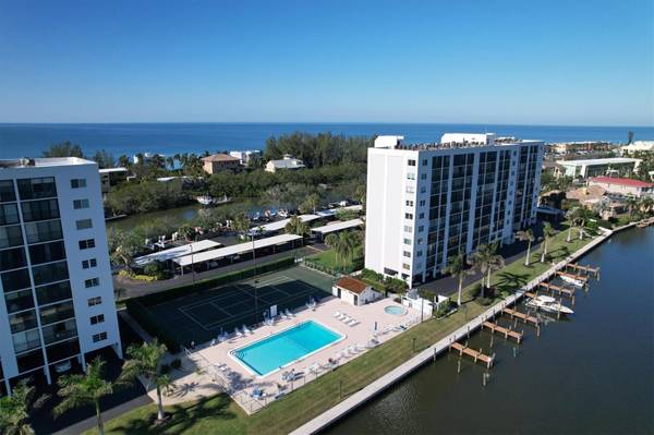 9393 MIDNIGHT PASS RD #302, Sarasota, FL 34242