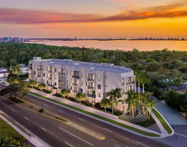 4959 N REMINGTON DR #111, Sarasota, FL 34234