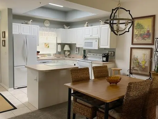 8389 WINGATE DR #2313B2, Sarasota, FL 34238