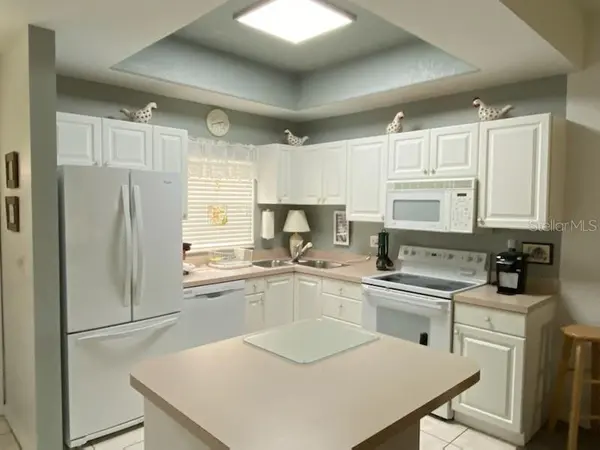 8389 WINGATE DR #2313B2, Sarasota, FL 34238