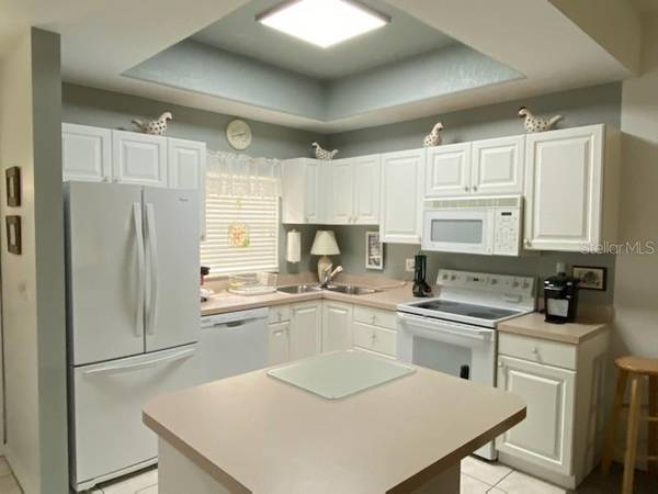 8389 WINGATE DR #2313B2, Sarasota, FL 34238