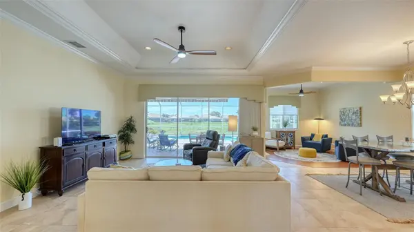 5141 FLAGSTONE DR, Sarasota, FL 34238