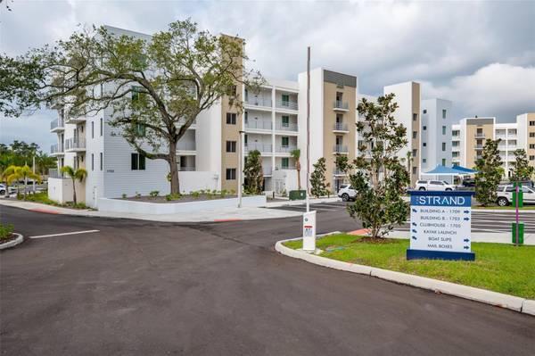 1703 N TAMIAMI TRL #207, Sarasota, FL 34234