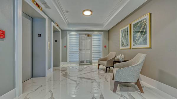 401 N POINT RD #301, Osprey, FL 34229
