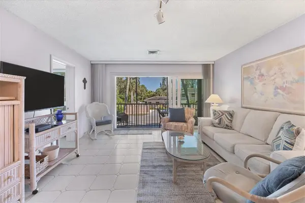 500 S WASHINGTON DR #5B, Sarasota, FL 34236