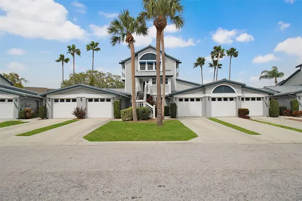 1275 SIESTA BAYSIDE DR #1275-B, Sarasota, FL 34242