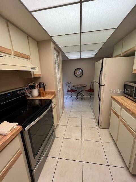 7205 CURTISS AVE #2F, Sarasota, FL 34231