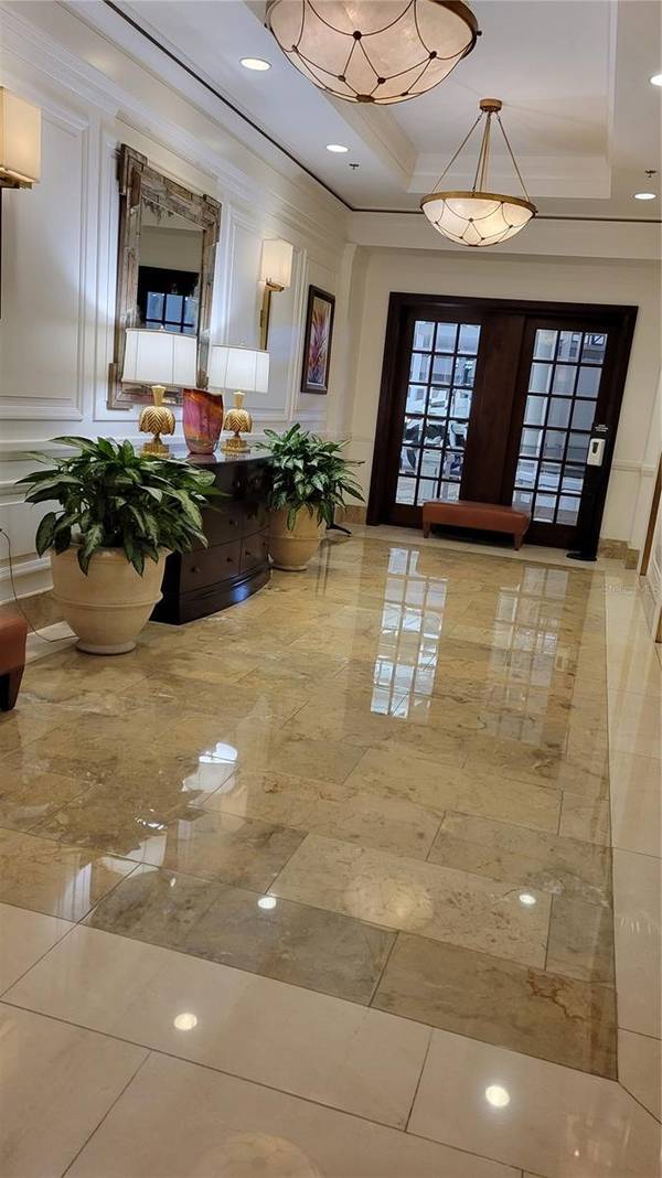 50 CENTRAL AVE #16A, Sarasota, FL 34236