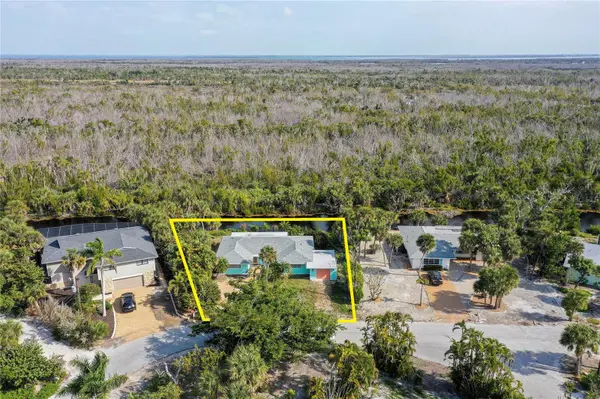1057 BLUE HERON DR, Sanibel, FL 33957
