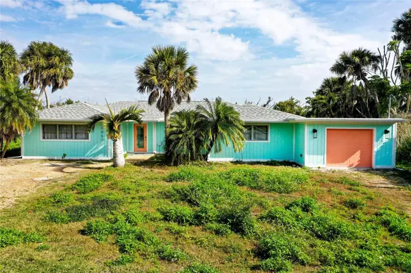 1057 BLUE HERON DR, Sanibel, FL 33957