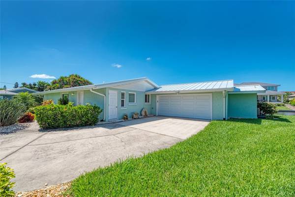 5577 CONTENTO DR, Sarasota, FL 34242