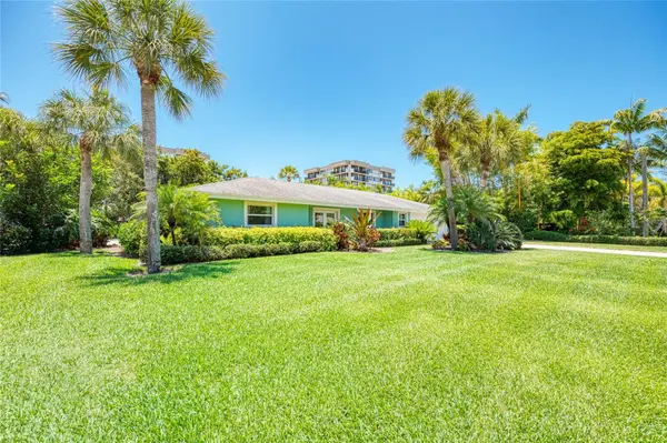 5640 CAPE LEYTE DR, Sarasota, FL 34242