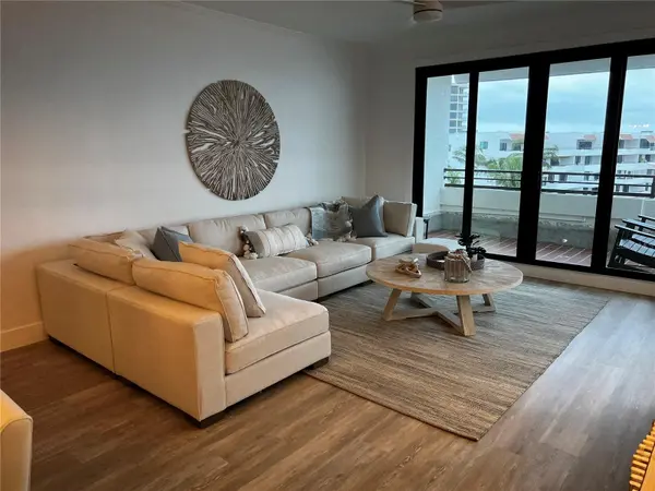 1465 GULF OF MEXICO DR #504, Longboat Key, FL 34228