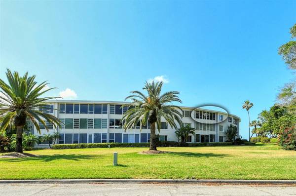 100 SANDS POINT RD #324, Longboat Key, FL 34228